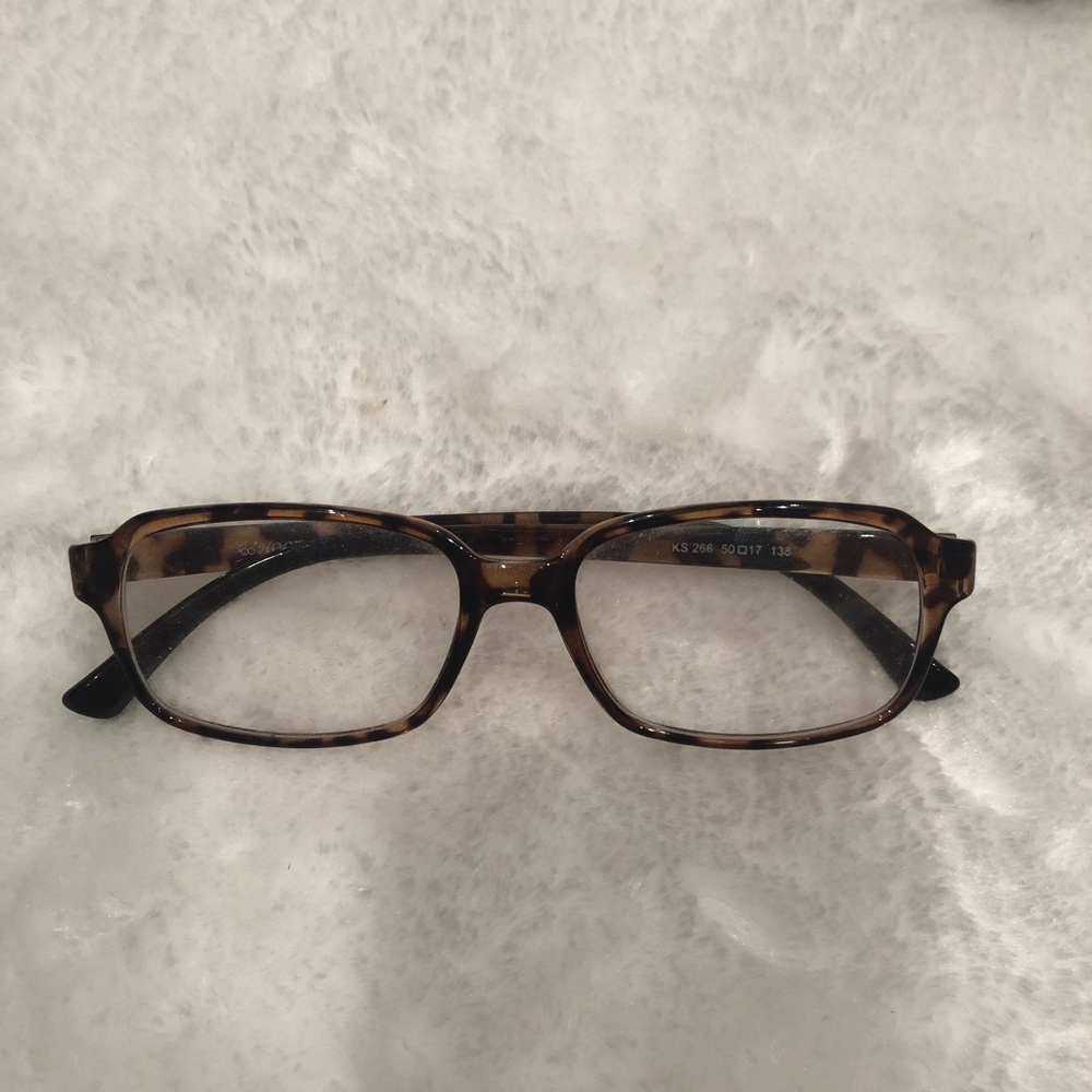 Glass frames. No prescription.
